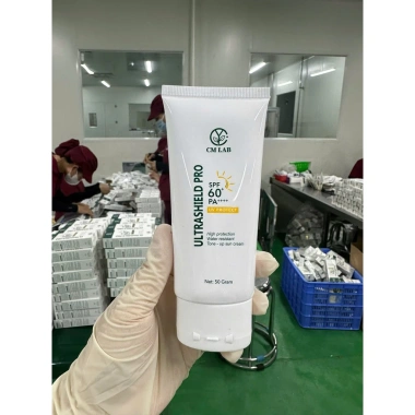 Kem Chống Nắng Dạ Thảo Liên Mới Nâng Tông Dưỡng Trắng, Mịn Màng, Kiềm Dầu Nhờn, Kháng Nước - Giá chỉ 249.000 VND