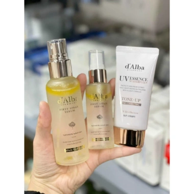 Kem chống nắng d'Alba Tone-up Sun SPF 50+ xịt khoáng, da căng bóng, chỉ 200k 3 Kem chống nắng d'Alba Tone-up Sun SPF 50+ xịt khoáng, da căng bóng, chỉ 200k 3