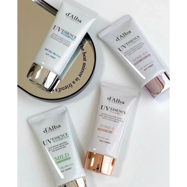 Kem chống nắng Dalba UV Essence Sun Cream SPF50+ PA++++ - Giá 489.000đ, bảo vệ da