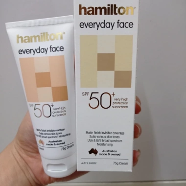 Kem chống nắng Hamilton SPF 50+ nội địa Úc - Bảo vệ UV, không nhờn, chỉ 489.000đ 4 Kem chống nắng Hamilton SPF 50+ nội địa Úc - Bảo vệ UV, không nhờn, chỉ 489.000đ 4