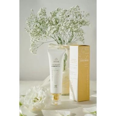 Kem chống nắng Jushi Top Beauty SPF50+ Dưỡng ẩm, không nhờn - Giá chỉ 399.000₫ (giảm từ 502.740₫)