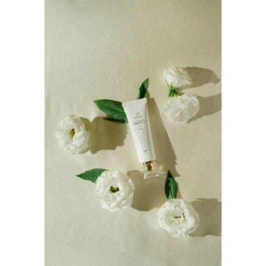 Kem chống nắng Jushi Top Beauty SPF50+ Dưỡng ẩm, không nhờn - Giá chỉ 399.000₫ (giảm từ 502.740₫)