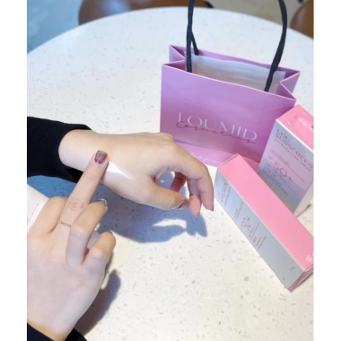 Kem Chống Nắng Lou Sunscreen Kiềm Dầu - Dưỡng Trắng Nâng Tông, Chính Hãng 219k 4 Kem Chống Nắng Lou Sunscreen Kiềm Dầu - Dưỡng Trắng Nâng Tông, Chính Hãng 219k 4
