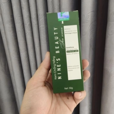 Kem Chống Nắng NINES BEAUTY 50gr - Bảo Vệ UV, Dưỡng Da, Giá 450.000₫ 5 Kem Chống Nắng NINES BEAUTY 50gr - Bảo Vệ UV, Dưỡng Da, Giá 450.000₫ 5