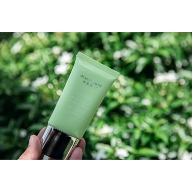 Kem chống nắng Thái Dương BB 30G - Che khuyết điểm, lót nền, kiềm dầu, chỉ 639.000 VNĐ 2 Kem chống nắng Thái Dương BB 30G - Che khuyết điểm, lót nền, kiềm dầu, chỉ 639.000 VNĐ 2