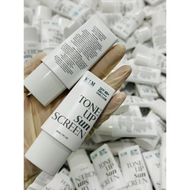 Kem chống nắng Trà Xanh Kim Natural mẫu mới - Bảo vệ da SPF 50, giảm còn 350k