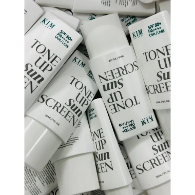 Kem chống nắng Trà Xanh Kim Natural mẫu mới - Bảo vệ da SPF 50, giảm còn 350k