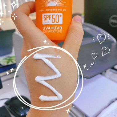 Kem Chống Nắng Trắng Da Kiềm Dầu Lâu Trôi Benew Hàn Quốc 70ml - Xoá Thâm, 125k