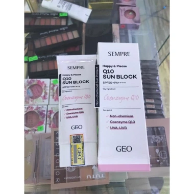 Kem chống nắng trang điểm SPF50+ PA++++ Sempre Happy & Please Q10 chính hãng, chống lão hoá da, giá 396.000₫