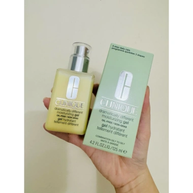 Kem dưỡng ẩm Clnquë Dramatically 125ml - Da mềm mịn, giảm 23% còn 750.000₫