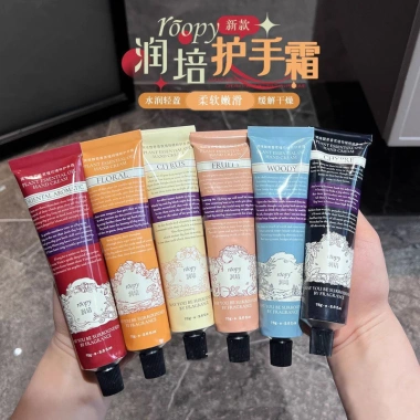 Kem dưỡng ẩm tay Roopy tinh chất thực vật chống nứt nẻ mùa đông 154.000 VND