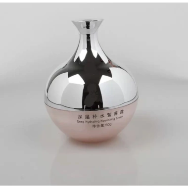 Kem Dưỡng Ẩm US IL YUN 5% 50g Chính Hãng - Dưỡng ẩm sâu, Da mịn, Giá 740.000 VNĐ 4 Kem Dưỡng Ẩm US IL YUN 5% 50g Chính Hãng - Dưỡng ẩm sâu, Da mịn, Giá 740.000 VNĐ 4