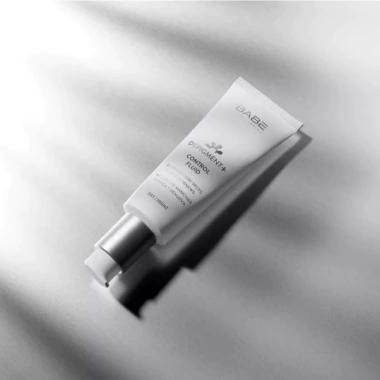 Kem Dưỡng Babe Depigment+ Control Fluid 40ml – Giảm đốm nâu, kiểm soát dầu, dưỡng ẩm sâu – 990.000đ