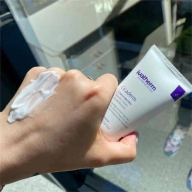 Kem dưỡng IVATHERM Cicaderm Creme 40ml - Phục hồi da giảm sẹo, chính hãng 4