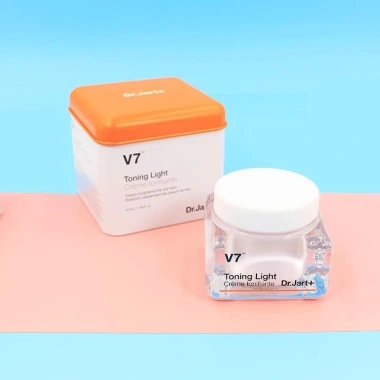 Kem Dưỡng Trắng Da V7 Toning Light 50ml - Tái Tạo, Phục Hồi, Giá 495.000 VND 3