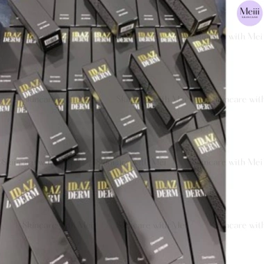 Kem nền chống nắng IDAZ Dermastic BB Cream 30ml SPF50 Tone 01-03 giá 699.000đ