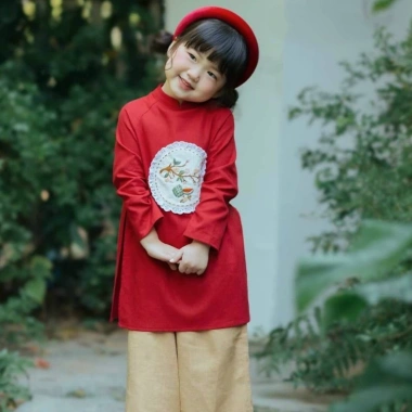 Kèm Quần Áo Dài Tết Bé Trai Bé Gái - Vải Mềm Mịn, Thêu Xinh, Quần Lụa Giá 167.5k