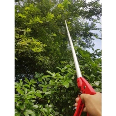Kéo cắt cành 1.5m-2m lưỡi SK5 sắc bén, cán thép chắc, tỉa & hái trái cây 101.850VND