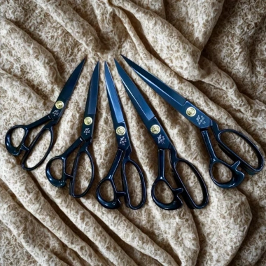Kéo Cắt Vải Chuyên Nghiệp Lưỡi Bén Cắt Mượt Giá Ưu Đãi 136.5k Dành Thợ May Handmade