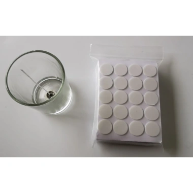 Keo cố định tim đèn cầy bấc nến 10 tờ 20 miếng - Dán chắc, giữ lâu, giá 55.000đ Keo cố định tim đèn cầy bấc nến 10 tờ 20 miếng - Dán chắc, giữ lâu, giá 55.000đ