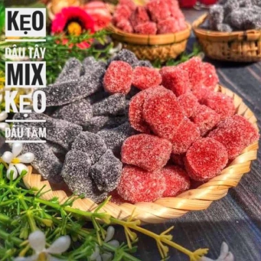 Kẹo dâu tây mix dâu tằm Đà Lạt - Đặc sản thơm ngon, giá chỉ 39.000đ Kẹo dâu tây mix dâu tằm Đà Lạt - Đặc sản thơm ngon, giá chỉ 39.000đ