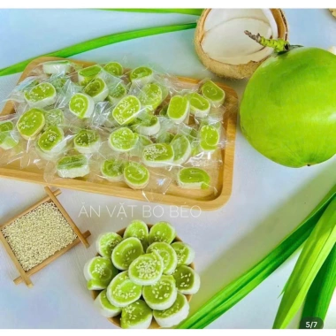 Kẹo Dừa Non Cuộn Sầu Riêng Lá Dứa - Ít Ngọt, Giá Giảm 59.000 VNĐ, Vị Thơm Ngon