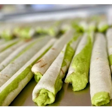 Kẹo Dừa Non Lá Dứa Hồng Vân 500g - Ít Ngọt, Giá chỉ 100.000 (giảm từ 127.000)