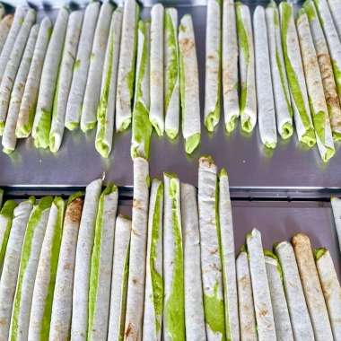 Kẹo dừa non lá dứa thơm ngon 250g - Bánh kẹo Tết, giảm giá 60k chỉ 60.000 VND