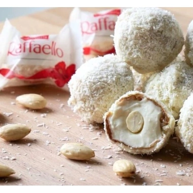 Kẹo Dứa Raffaello 150g - Hộp Đặc Biệt Giá Tết 215.000 VNĐ Giảm Giá Sốc 3 Kẹo Dứa Raffaello 150g - Hộp Đặc Biệt Giá Tết 215.000 VNĐ Giảm Giá Sốc 3