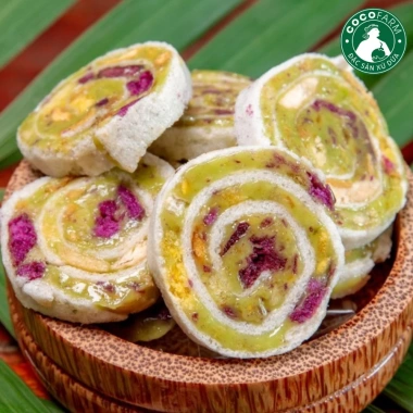 Kẹo dừa trái cây sấy cuộn bánh tráng Cocofarm 500g - Ngon, giòn, giá chỉ 103,312₫