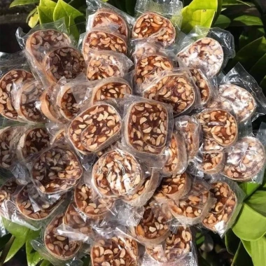 Kẹo khóm cuộn tắc 1Kg Đặc sản Bến Tre - Đồ ăn vặt Tết, Giá chỉ 150.000 VNĐ