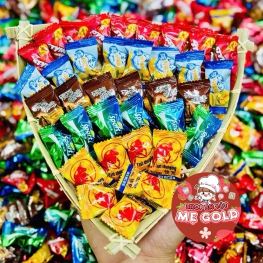 Kẹo ngậm nước ngọt Jin Tian 320g - Hương bò húc, Coca, Sting, Giá chỉ 45.000 3 Kẹo ngậm nước ngọt Jin Tian 320g - Hương bò húc, Coca, Sting, Giá chỉ 45.000 3