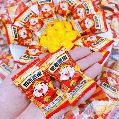 Kẹo Tết 1Kg Thần Tài Hình Thỏi Vàng Nhân Trái Cây - Giá ưu đãi 52.000đ
