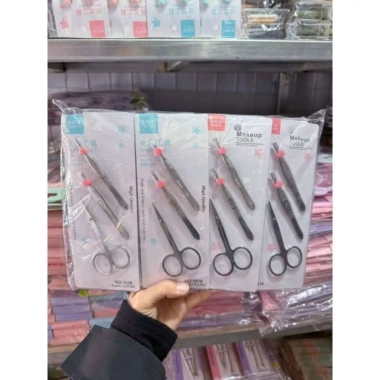 Kéo và nhíp Homix dễ vệ sinh, phù hợp nam nữ, loại bỏ da chết, cắt tỉa gọn gàng – Giá chỉ 55.250₫ 3