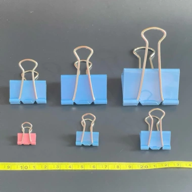 Kẹp bướm màu Deli chính hãng size 15/19/25/32/41/51 giảm giá 20.000 VNĐ