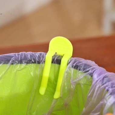 Kẹp Cố Định Túi Rác Nhựa Chống Trượt, Chống Gió - Tiện Dụng, Giá 8.000đ 4 Kẹp Cố Định Túi Rác Nhựa Chống Trượt, Chống Gió - Tiện Dụng, Giá 8.000đ 4