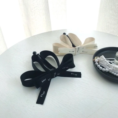 Kẹp dọc tạo phồng tóc D.i cao cấp Giá ưu đãi 60.000 đồng, tạo phồng tự nhiên 5