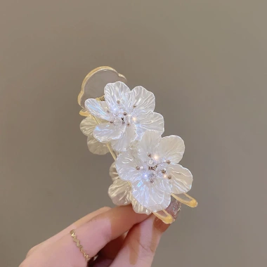 Kẹp tóc càng cua 3 răng cho búi tròn nữ – Đính nơ và hoa, tiện lợi, dễ dùng, giá chỉ 20.200đ 10