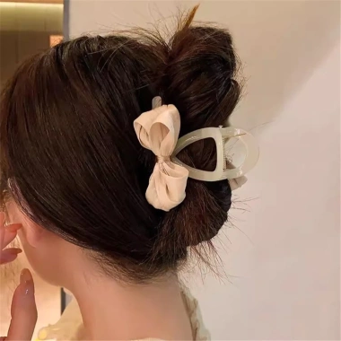 Kẹp Tóc Grabber Phong Cách Mới Tình Yêu Đầu Cá Mập Lưng Đầu Kẹp Mũ Nữ 17k