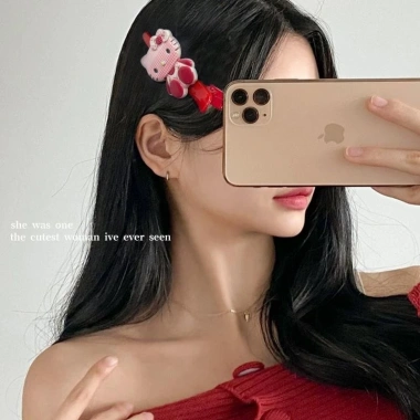 Kẹp tóc Hello Kitty có Bangs - Phụ kiện trán dễ thương, giá ưu đãi 22.680₫