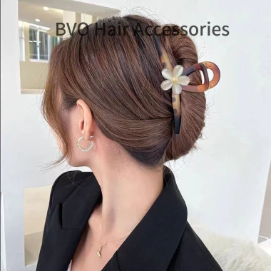 Kẹp Tóc Hoa Lấy Cao Cấp Nữ Lớn - Phụ Kiện Đầu Lưng Sang Trọng, Giá Giảm 71.890₫ 3 Kẹp Tóc Hoa Lấy Cao Cấp Nữ Lớn - Phụ Kiện Đầu Lưng Sang Trọng, Giá Giảm 71.890₫ 3