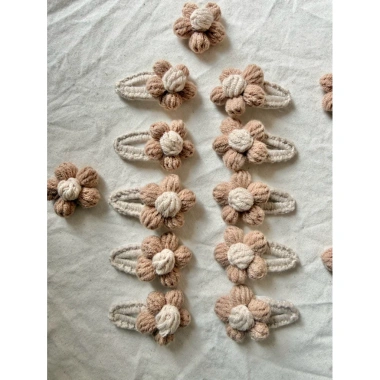 Kẹp tóc hoa len năm cánh handmade pastel Hàn Quốc - xinh xắn, giá 15.000 VND 8