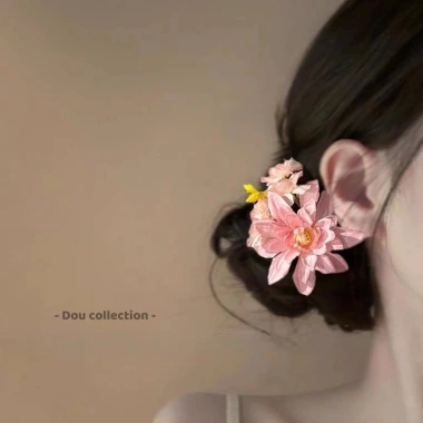 Kẹp tóc hoa unisex nụ hoa nhỏ xinh, dây nhẹ, áo dài chụp ảnh lễ tết - 20.000đ