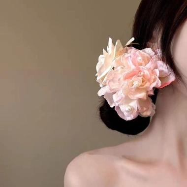 Kẹp tóc HYCEO hoa lãng mạn - Bướm nhựa thanh lịch, giảm giá 23% chỉ 65.880₫ 9