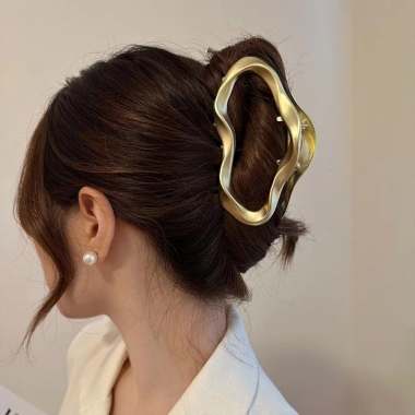 Kẹp Tóc Kim Loại Hình Đám Mây Lớn - Phong Cách Hàn Quốc Nữ, Giá 39.096₫ 5 Kẹp Tóc Kim Loại Hình Đám Mây Lớn - Phong Cách Hàn Quốc Nữ, Giá 39.096₫ 5