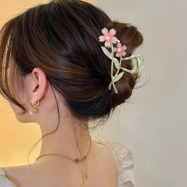 Kẹp Tóc Kim Loại Hình Hoa Đính Ngọc Trai Nhân Tạo Phong Cách Hàn Quốc 36.720₫ 3 Kẹp Tóc Kim Loại Hình Hoa Đính Ngọc Trai Nhân Tạo Phong Cách Hàn Quốc 36.720₫ 3