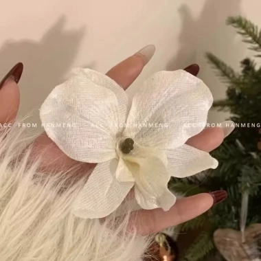 Kẹp tóc lan nhung pastel nhẹ nhàng phong cách Hàn Quốc cho nữ xinh giá 25.000 VND