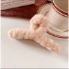 Kẹp tóc lông Hàn Quốc 13cm - Siêu bền, giữ tóc chắc, Giá ưu đãi 20.000₫ 8