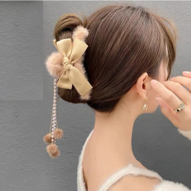 Kẹp tóc lông nhiều màu phong cách Hàn Quốc, càng cua siêu nhẹ, giá 17.900 VND