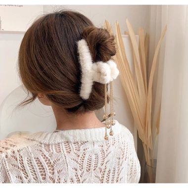 Kẹp tóc lông nhiều màu phong cách Hàn Quốc, càng cua siêu nhẹ, giá 17.900 VND